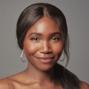 Meet your Posher, Ivie